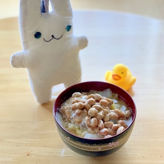 白菜と納豆の味噌汁